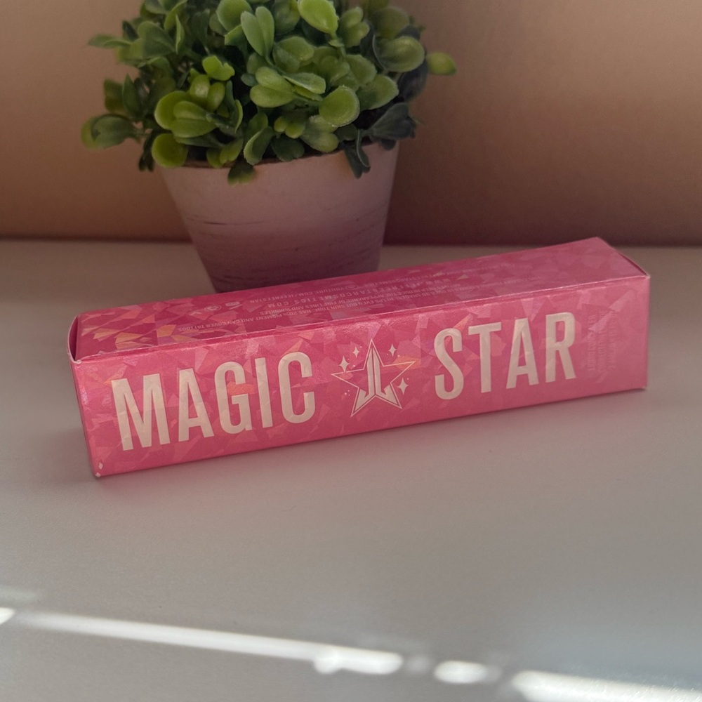 Jeffree Star Magic Star Liquid Concealer Makeup Shade C9 NEW - Picture 2 of 8